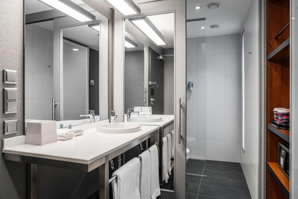Hotel Sky Loft By Rixwell International 4*