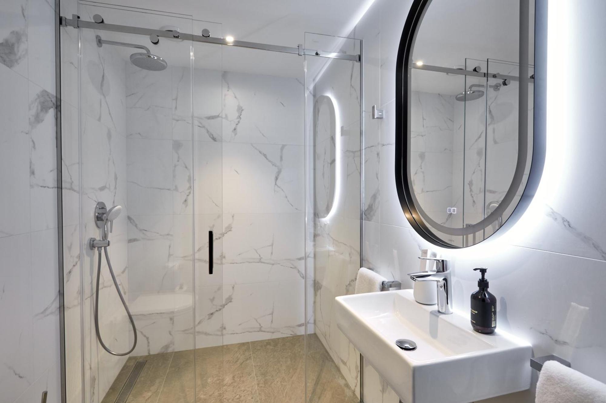 Sky Loft By Rixwell International Hotel Kyiv